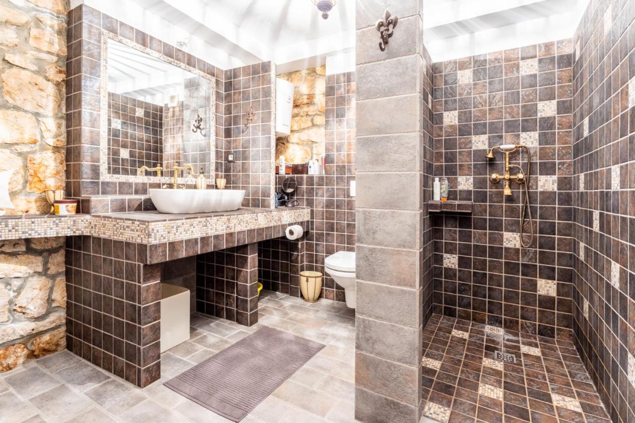Stone House Srida Apartment Baska Voda Bagian luar foto