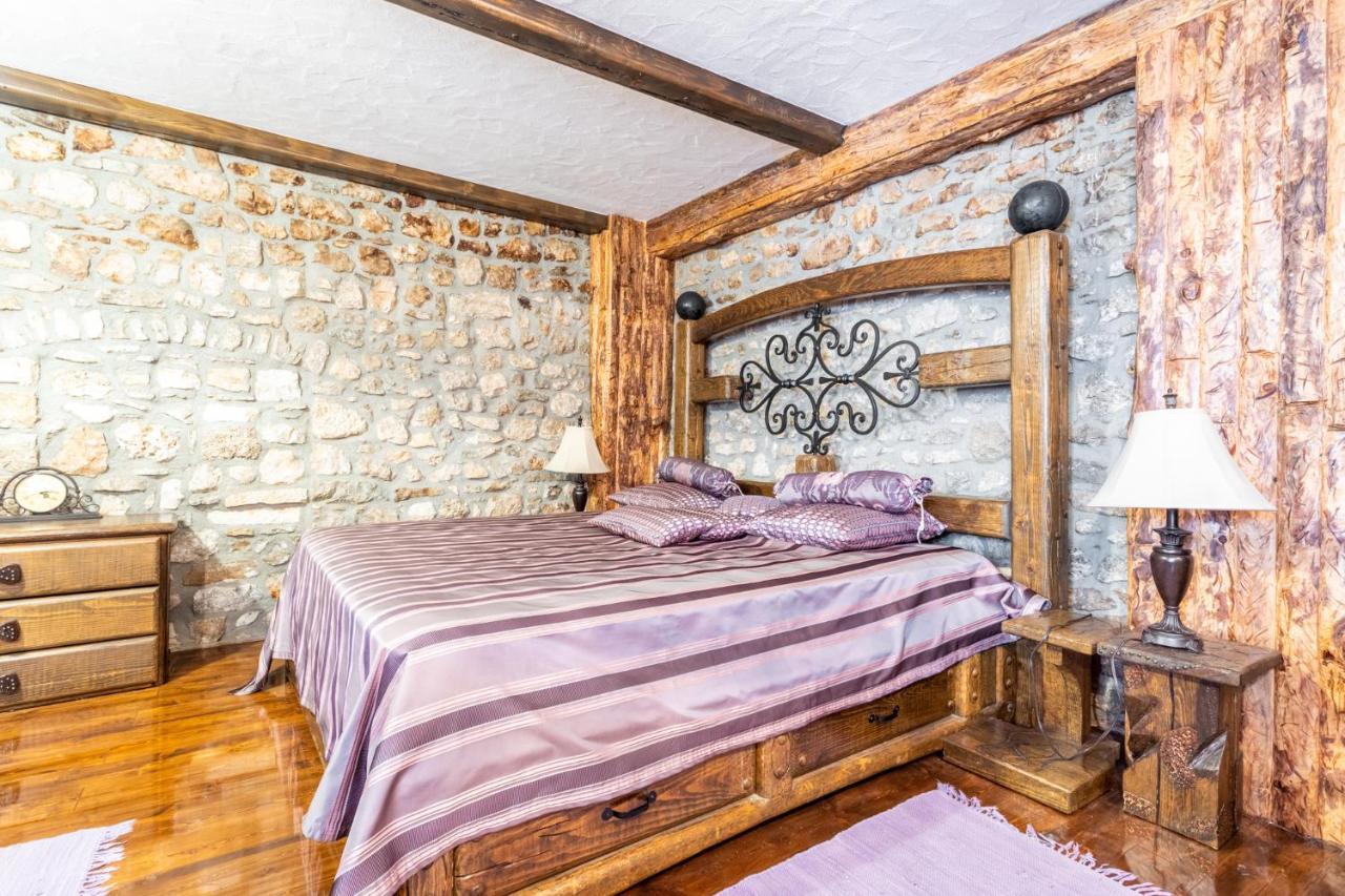 Stone House Srida Apartment Baska Voda Bagian luar foto