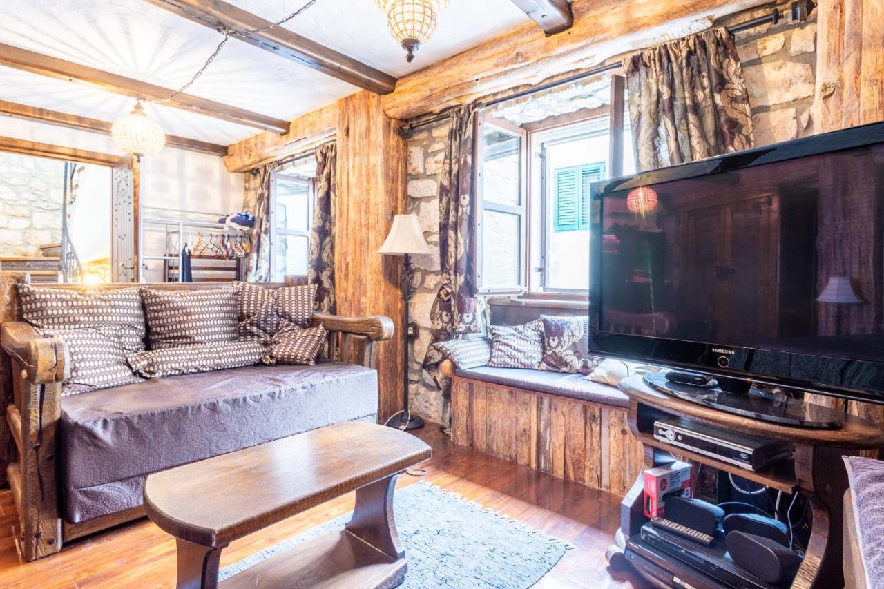 Stone House Srida Apartment Baska Voda Bagian luar foto